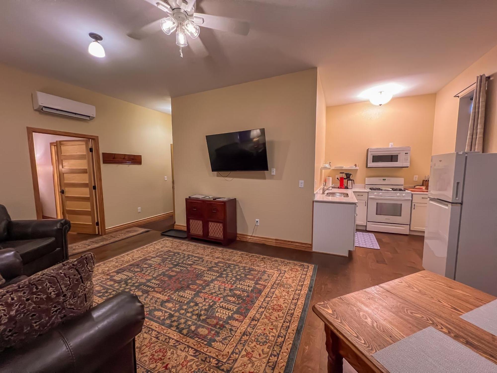 Goldfinch Suites Elkader 外观 照片