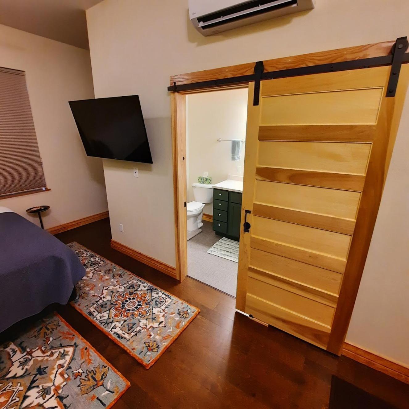 Goldfinch Suites Elkader 外观 照片
